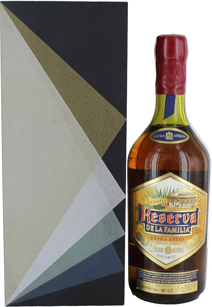 Տեկիլա «Jose Cuervo Reserva de la Familia Enrique Rosas 2015» 0.7լ